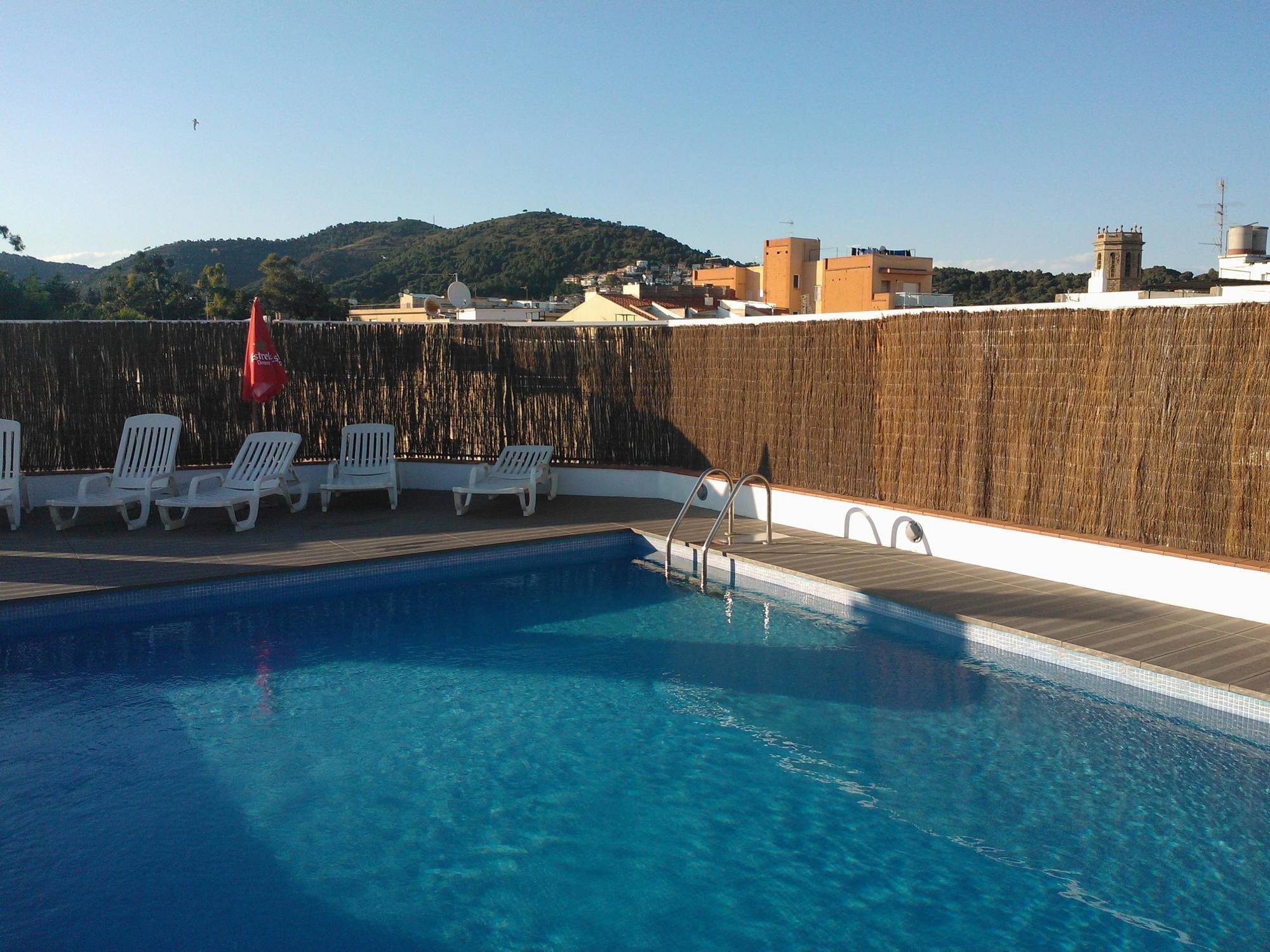 Hotel Checkin Montpalau Pineda de Mar Esterno foto